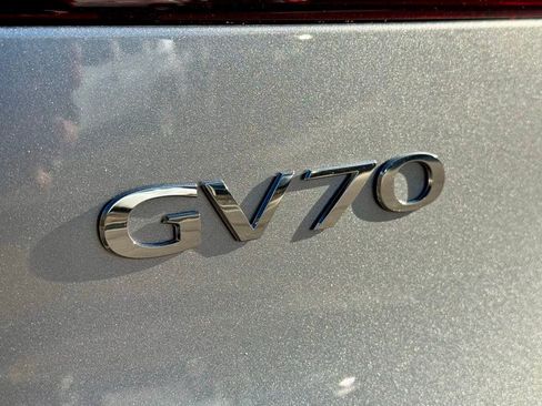 New 2026 Genesis GV70 2.5T Advanced image 15