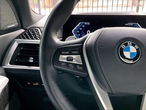 Used 2025 BMW X5 sDrive40i w/ Premium Package RWD image 23