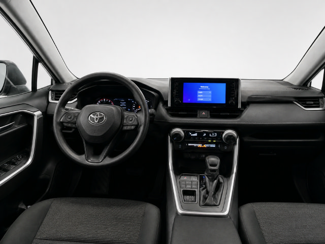 Used 2025 Toyota RAV4 LE AWD/4WD image 17