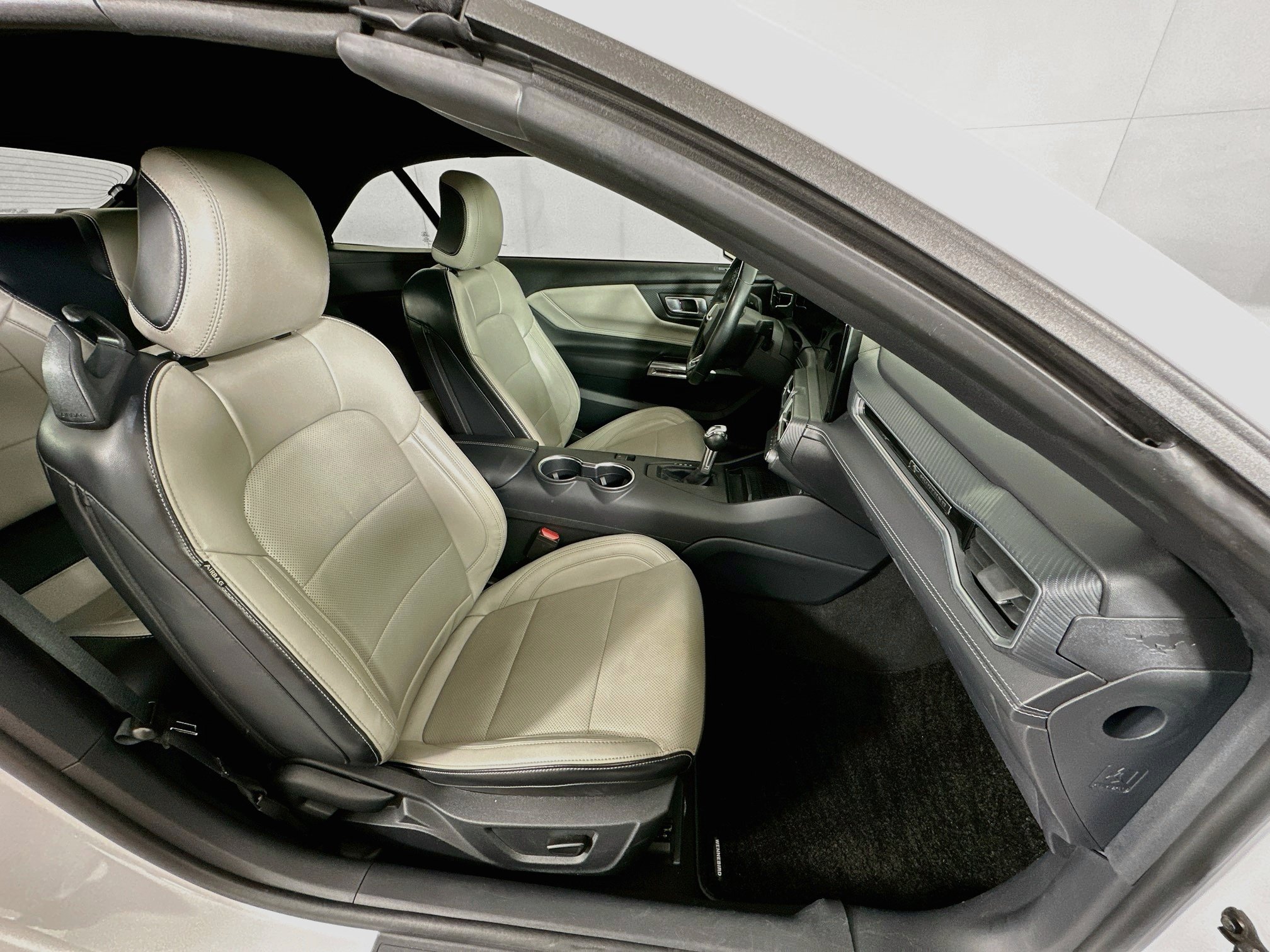 Used 2024 Ford Mustang Premium RWD image 28