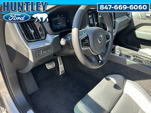 Used 2022 Volvo XC60 T8 R-Design w/ Advanced Package image 24