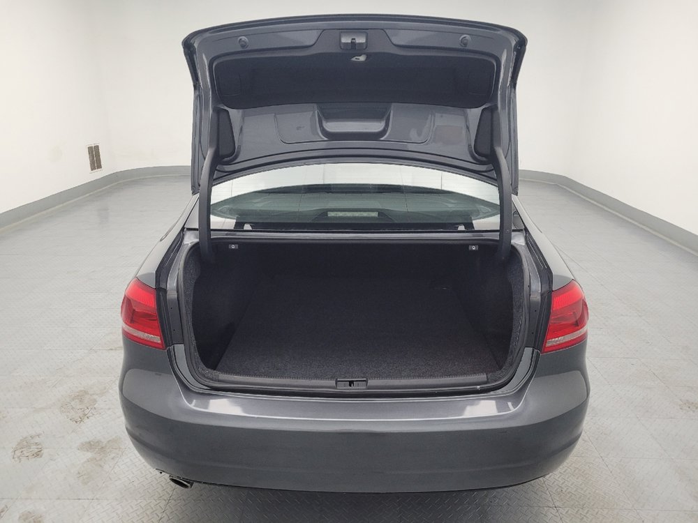 Used 2014 Volkswagen Passat 1.8T SE FWD image 29