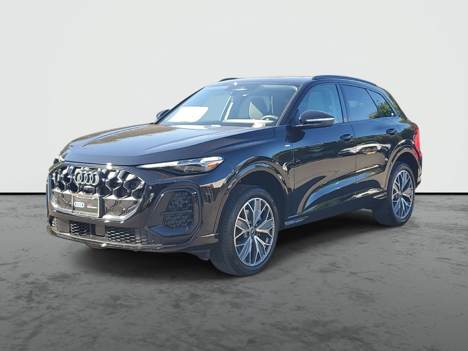 New 2026 Audi Q5 Premium Plus AWD/4WD image 2