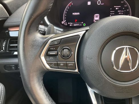 Used 2022 Acura MDX SH-AWD image 11