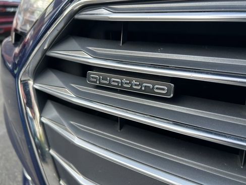 Used 2018 Audi A4 Sedan AWD/4WD image 31