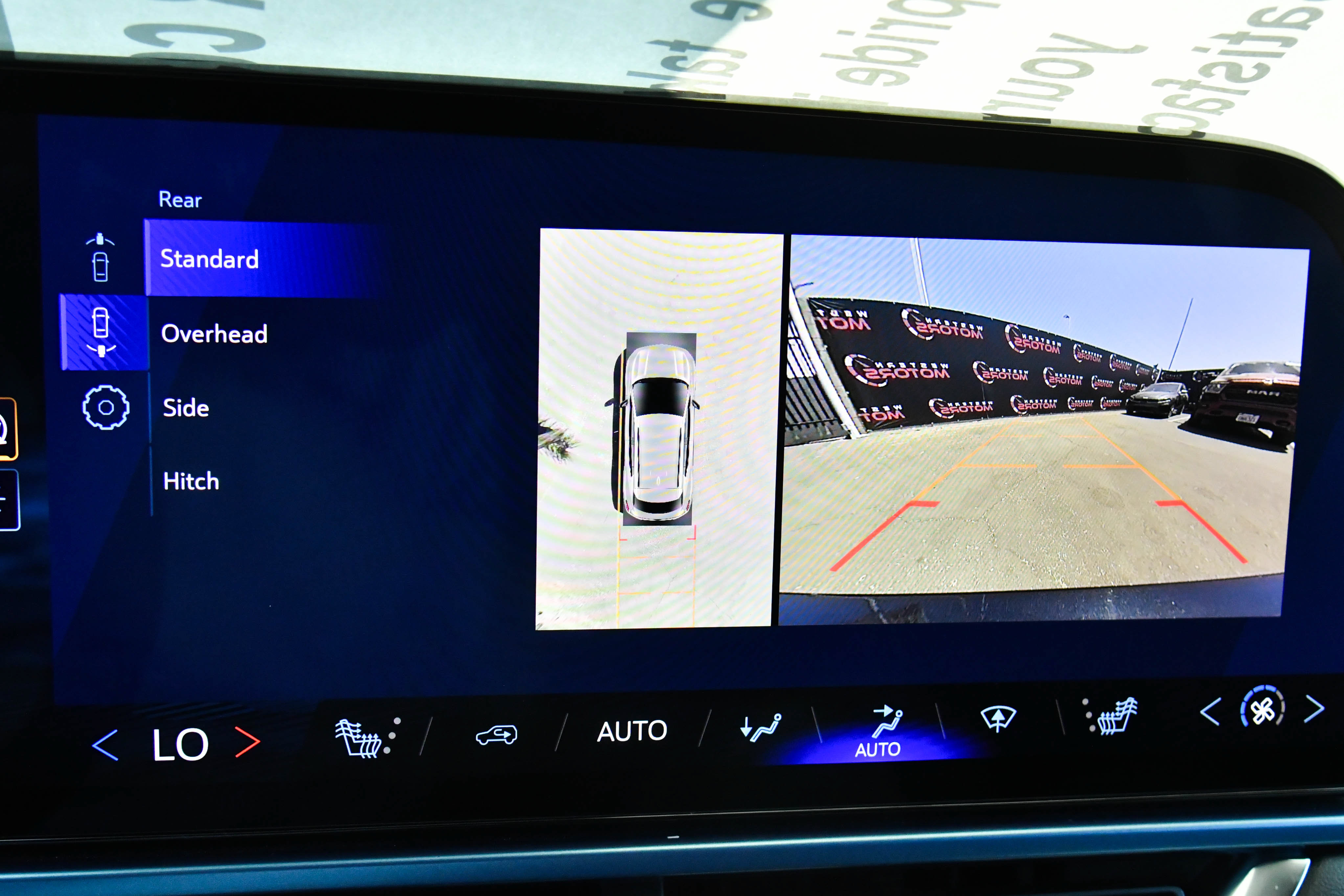 Used 2025 Chevrolet Equinox EV LT FWD image 18