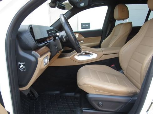 Used 2024 Mercedes-Benz GLE 450 4MATIC image 9
