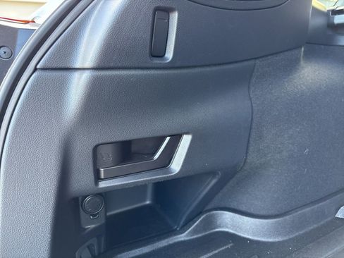 Used 2019 Subaru Outback 2.5i Touring w/ Popular Package #3A image 33