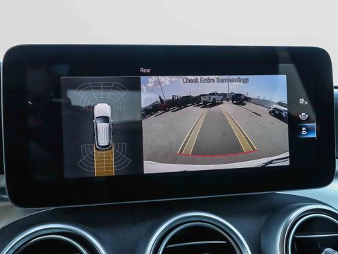 Used 2022 Mercedes-Benz GLC 300 image 23