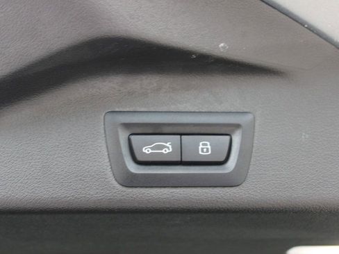 Used 2025 BMW X5 xDrive40i image 31