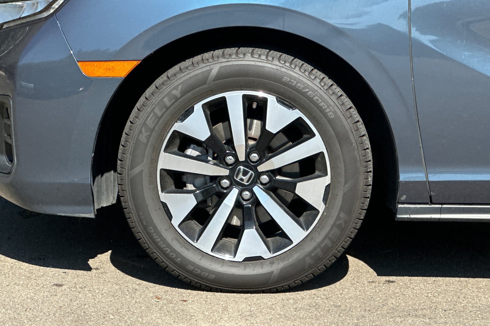 Used 2025 Honda Odyssey EX-L image 45