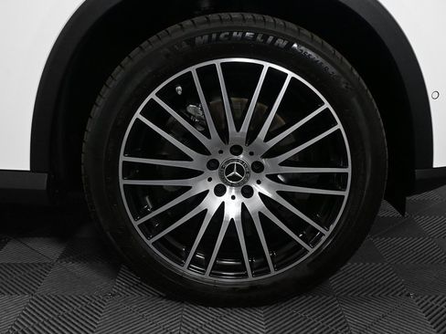 Certified 2025 Mercedes-Benz GLC 300 GLC 300 image 35