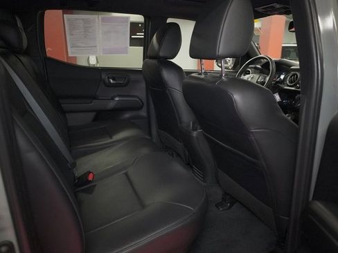 Certified 2023 Toyota Tacoma TRD Off-Road image 14