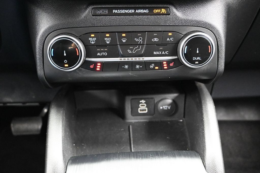 Used 2025 Ford Escape ST-Line Select AWD/4WD image 32