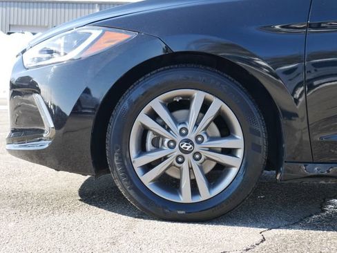 Used 2017 Hyundai Elantra Value Edition image 10