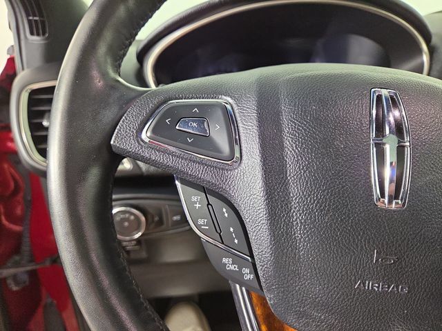Used 2018 Lincoln MKX Reserve w/ Driver Assistance Package AWD/4WD image 23