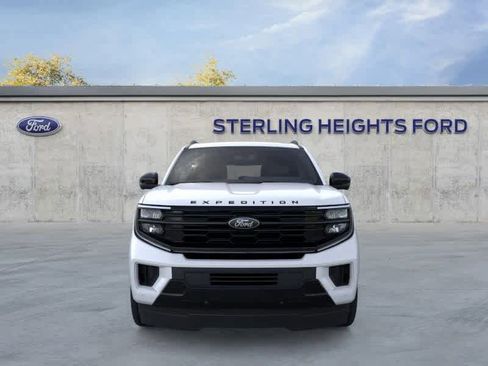 New 2025 Ford Expedition Platinum w/ Stealth Performance Package image 6