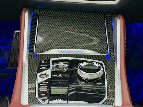 Used 2024 BMW X6 M60i w/ Dynamic Handling Package image 14