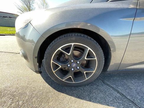 Used 2013 Ford Focus SE FWD image 11