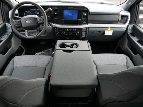 New 2026 Ford F250 XLT w/ Snow Plow Prep Package AWD/4WD image 8