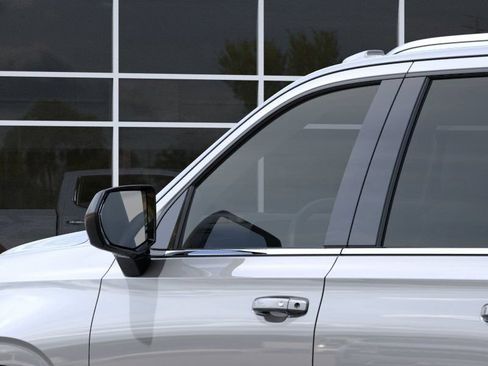 New 2026 Chevrolet Suburban LS w/ LS Custom Edition RWD image 13