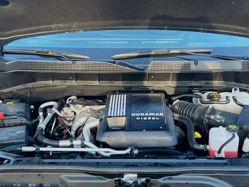 Used 2024 Chevrolet Silverado 1500 RST w/ Convenience Package II AWD/4WD image 29