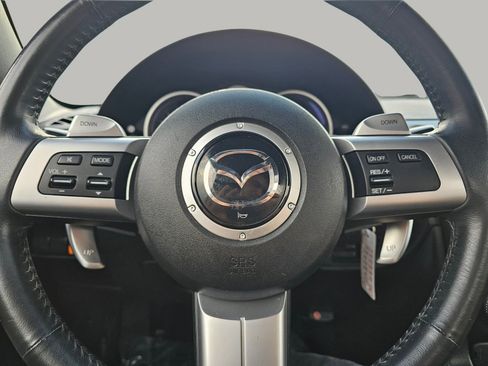 Used 2010 MAZDA MX-5 Miata Grand Touring image 3