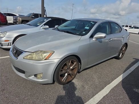 Used 2009 Lexus IS 250 w/ Premium Pkg RWD image 1