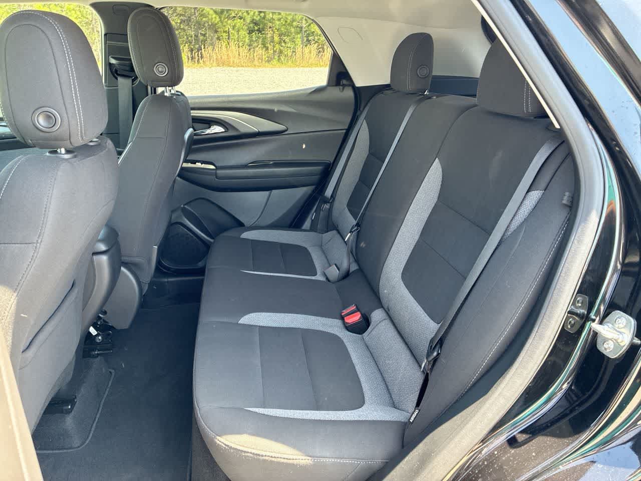 Used 2025 Chevrolet TrailBlazer LT FWD image 22