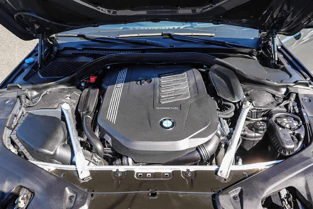 Used 2026 BMW 840i w/ M Sport Professional Package RWD image 26