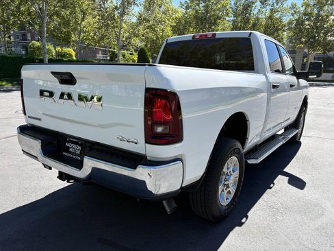 Used 2026 RAM 2500 Big Horn AWD/4WD image 7