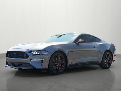 Used 2021 Ford Mustang GT Premium w/ Black Accent Package RWD image 3