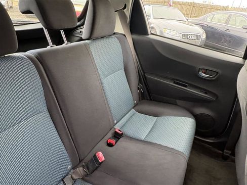 Used 2012 Toyota Yaris SE image 17