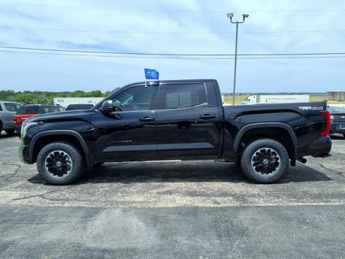 Used 2023 Toyota Tundra SR5 w/ TRD Off-Road Package AWD/4WD image 4