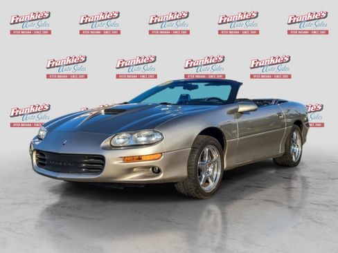 Used 2000 Chevrolet Camaro Z28 w/ SS Performance/Appearance Pkg RWD image 1