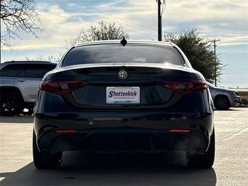 Used 2021 Alfa Romeo Giulia Ti Sport image 8