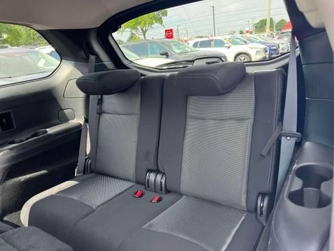 Used 2020 Nissan Pathfinder S AWD/4WD image 18