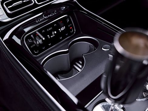 Used 2023 Mercedes-Benz Maybach S 580 4MATIC image 68
