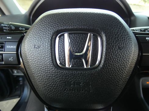 Used 2022 Honda Civic LX image 59