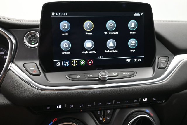 Used 2025 Chevrolet Blazer LT AWD/4WD image 19