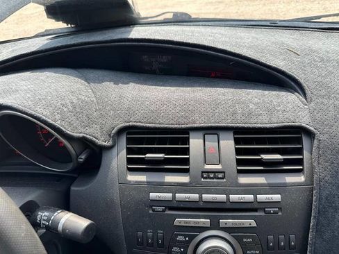 Used 2010 MAZDA MAZDA3 s Grand Touring FWD image 35