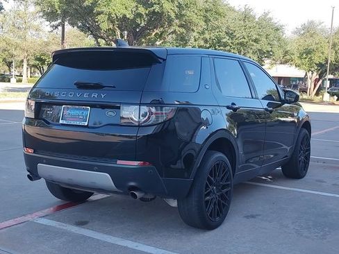 Used 2018 Land Rover Discovery Sport HSE image 3