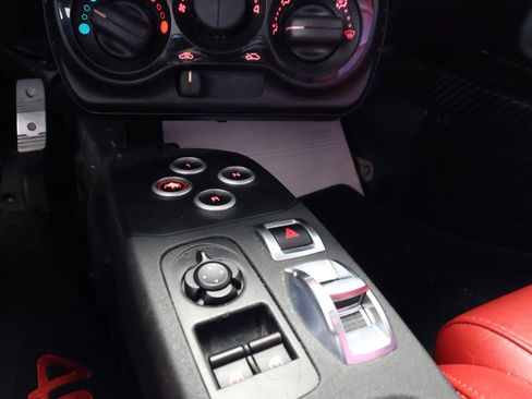 Used 2017 Alfa Romeo 4C Coupe RWD image 23