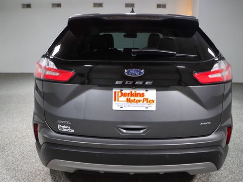 Used 2022 Ford Edge SEL AWD/4WD image 8