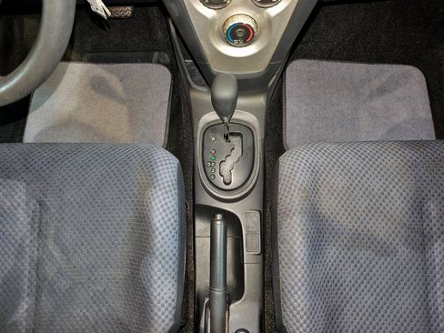 Used 2007 Toyota Yaris Sedan image 36