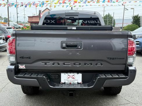 Used 2020 Toyota Tacoma TRD Pro AWD/4WD image 4