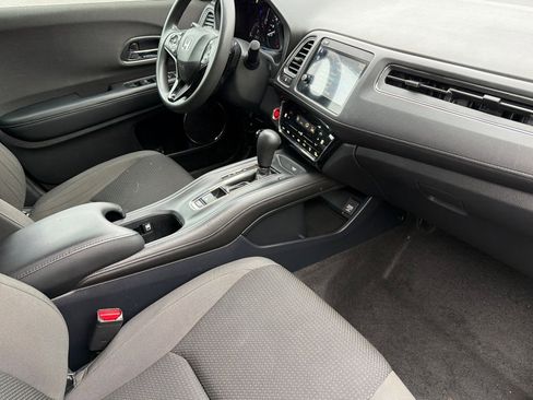 Used 2020 Honda HR-V EX image 16