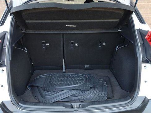Used 2019 Nissan Kicks SV FWD image 11
