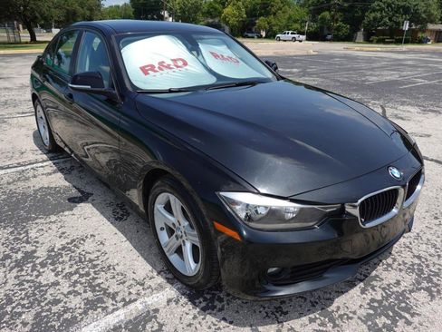 Used 2013 BMW 320i Sedan RWD image 1