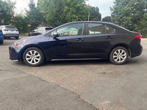 Used 2024 Toyota Corolla LE FWD image 10